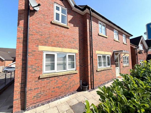 Green Farm Meadows, Seighford, Stafford 4 bed detached house to rent £1,450 pcm £335 pw