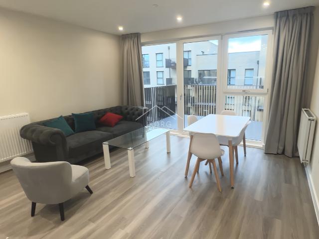 Green Ferry Way, Walthamstow E17, 3 bed flat to rent, £2,800 pcm | PrimeLocation