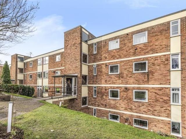 Green Hill Gate, High Wycombe HP13, 2 bed flat to rent, £1,300 pcm | PrimeLocation