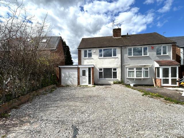 Green Lane, Great Barr, Birmingham. 3 bed semi detached house to rent £1,295 pcm £299 pw