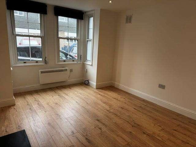 Green Lane, Hersham, Walton On Thames, KT12