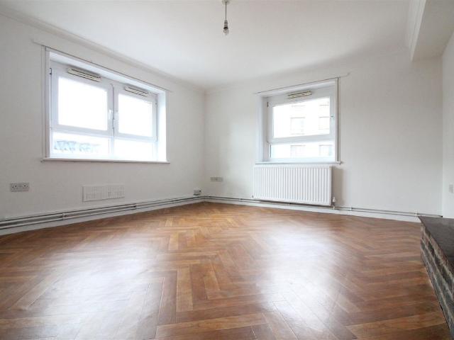 Green Lane, Hounslow TW4, 1 bed flat to rent, £1,450 pcm | PrimeLocation
