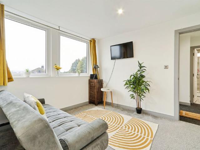 Green Lane, Leeds, Yeadon