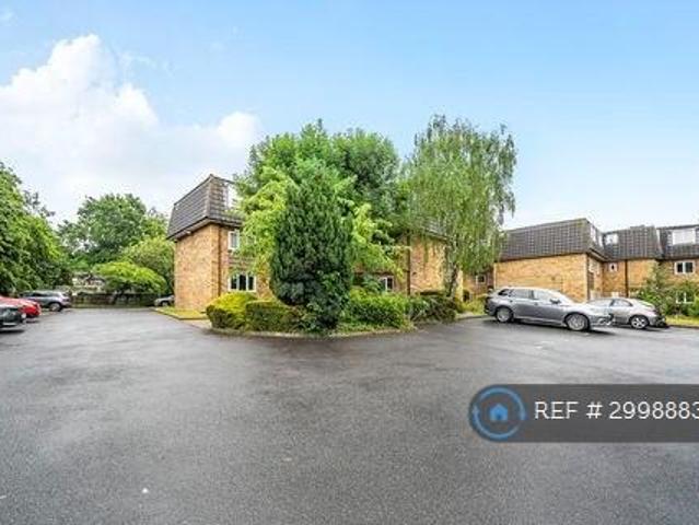 Green Lane, London, W7 1 bed flat to rent £1,550 pcm £358 pw