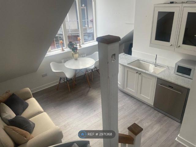 Green Lane, Sheffield S3, 2 bed flat to rent, £995 pcm | PrimeLocation