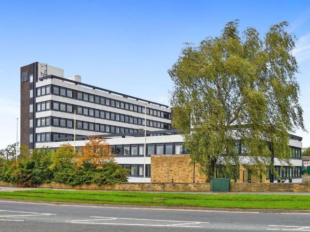 Green Lane, Yeadon LS19, 1 bed flat to rent, £750 pcm | PrimeLocation