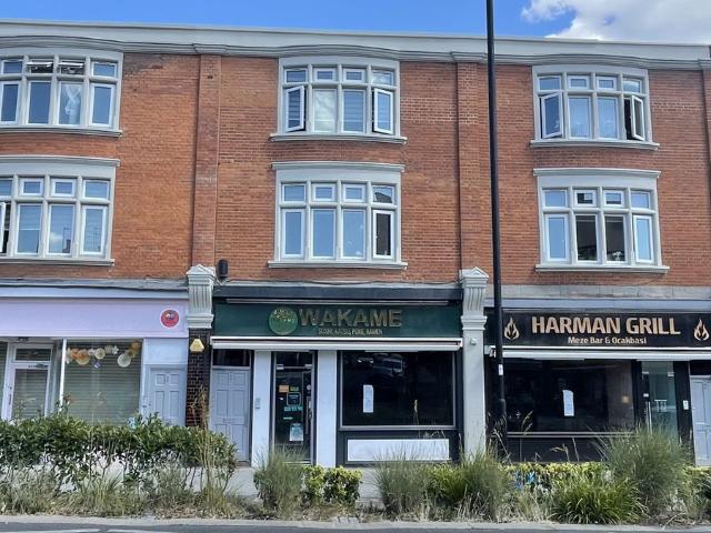 Green Lanes, Winchmore Hill N21, 2 bed flat to rent, £1,700 pcm | PrimeLocation