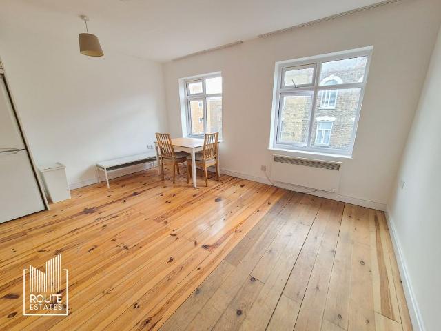 Green Lanes, Hackney N16, 2 bed flat to rent, £2,450 pcm | PrimeLocation