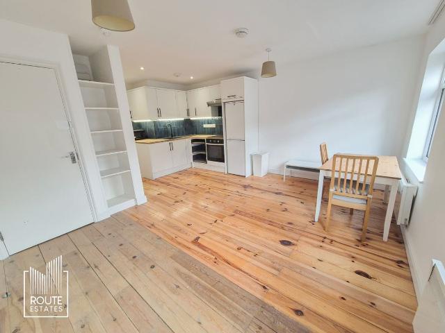 Green Lanes, Hackney N16, 2 bed flat to rent, £2,600 pcm | PrimeLocation