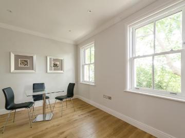 Green Lanes London N16 2 bed flat to rent £2,535 pcm £585 pw
