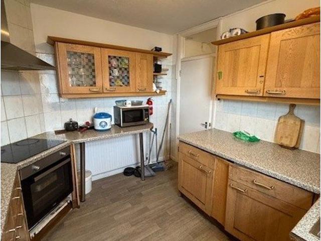 Green Lanes, London N21, 3 bed flat to rent, £2,200 pcm | PrimeLocation