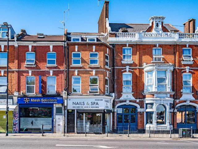 Green Lanes N4, Harringay, London, 3 bed flat to rent, £2,650 pcm | PrimeLocation