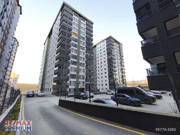 GREEN LIFE 4 SİTESİNDE ÖZEL YAPILI EMSALSİZ 4+1 DAİRE FIRSATI