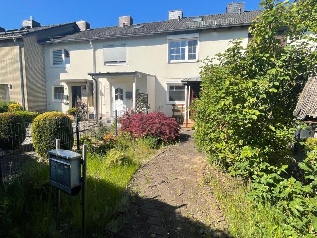 Green Living Near Hamburg – Furnished Townhouse for Temporary Stay
