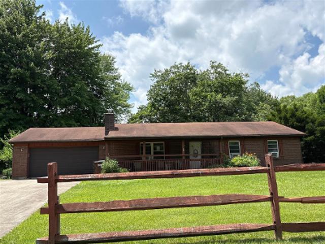 Green Meadow Dr