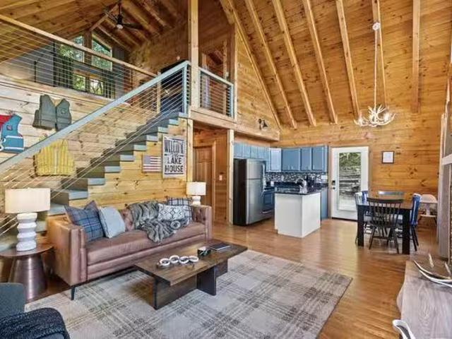 Green Mountain Court