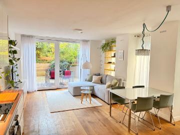 Green oasis with terrace in the heart of the 7th district, Vienna Amsterdam Apartments for Rent