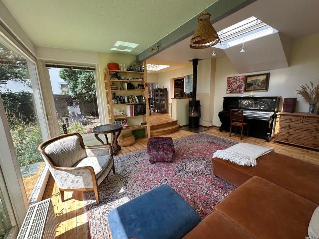 Green Paradise, Koln Amsterdam Apartments for Rent