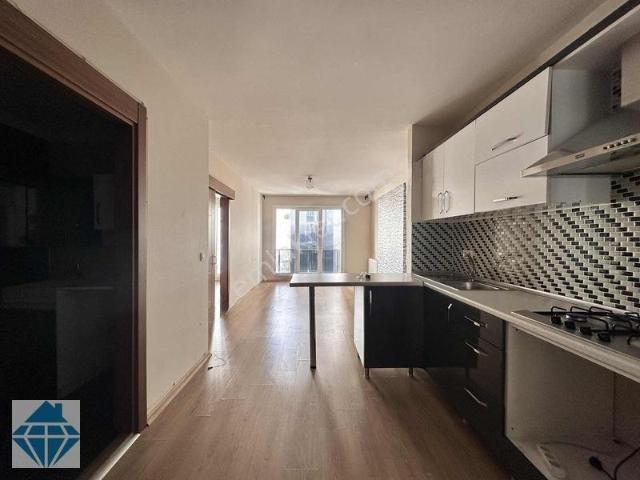 Green Pine Maslak 1+1 Boş 64m2