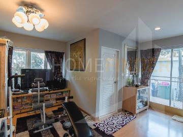 Green Place Aree 3 Bedrooms for Sale in Phayathai, Bangkok 3 bedrooms, for sale