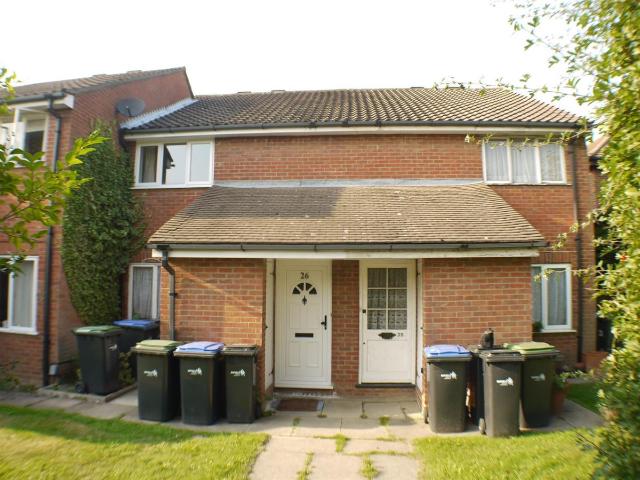Green Road, Oakwood N14, 1 bed flat to rent, £1,450 pcm | PrimeLocation