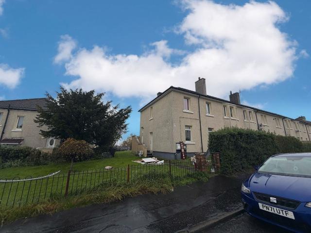 Green Road, Paisley PA2, 3 bed flat to rent, £900 pcm | PrimeLocation
