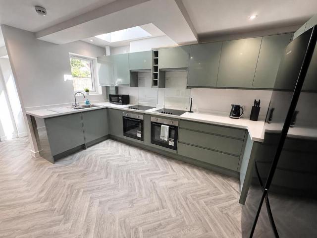Green Road, POOLE 1 bed house to rent £750 pcm £173 pw