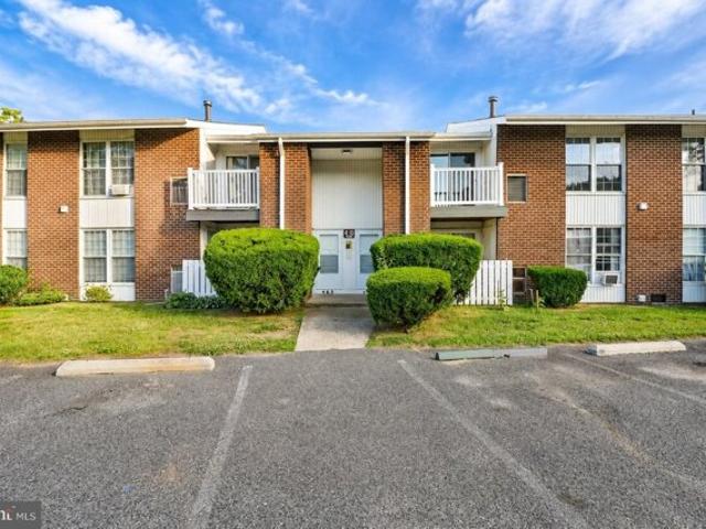 Green St Apt G, Edgewater Park, Condo For Sale