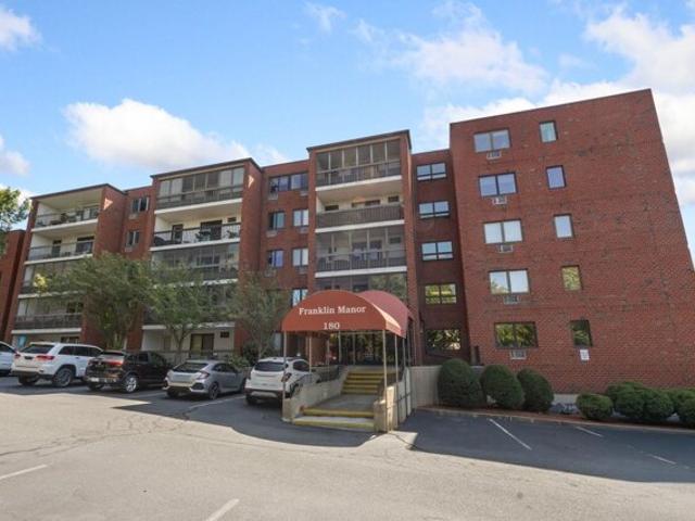 Green St Apt,melrose, Condo For Sale