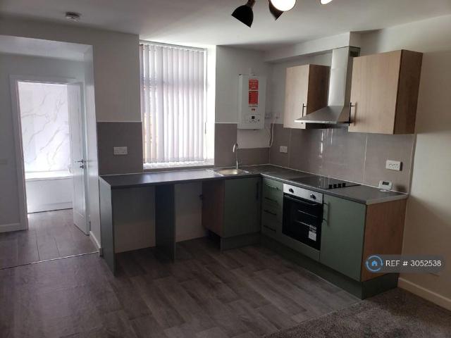 Green Street, Burnley, BB10 1 bed flat to rent £500 pcm £115 pw