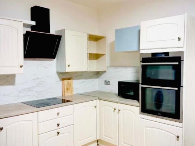 Green Street, Forest Gate E7, 2 bed flat to rent, £1,900 pcm | PrimeLocation