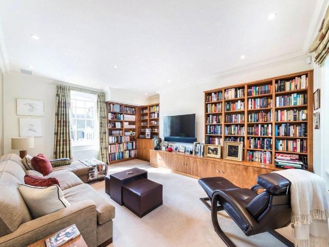 Green Street, Mayfair, Marble Arch W1K, 3 bed terraced house to rent, £14,950 pcm | PrimeLocation