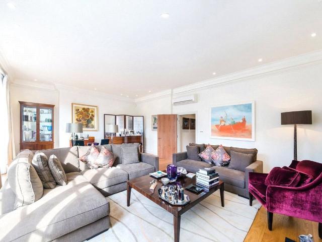 Green Street, Mayfair, Marble Arch W1K, 3 bed terraced house to rent, £14,950 pcm | PrimeLocation