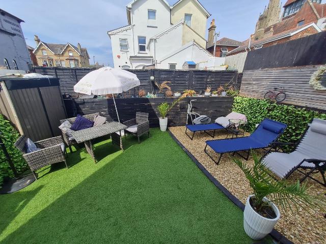 Green Street, Ryde PO33, 2 bed property to rent, £1,150 pcm | PrimeLocation