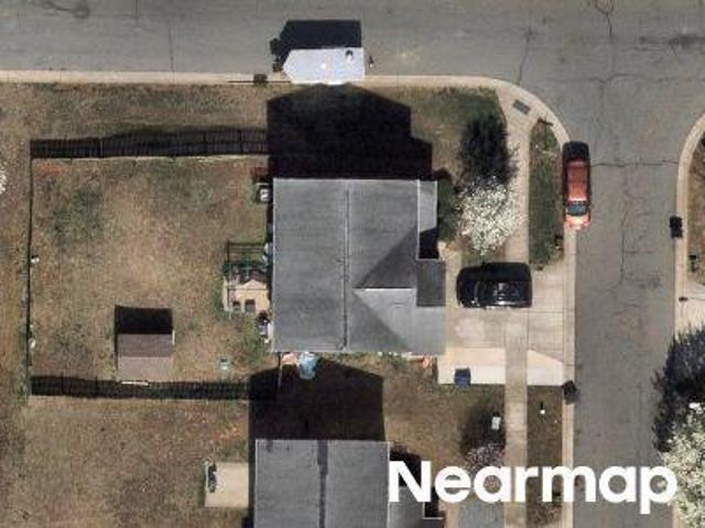 Greenmanor Dr