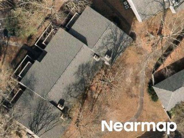 Greenmeadow Dr
