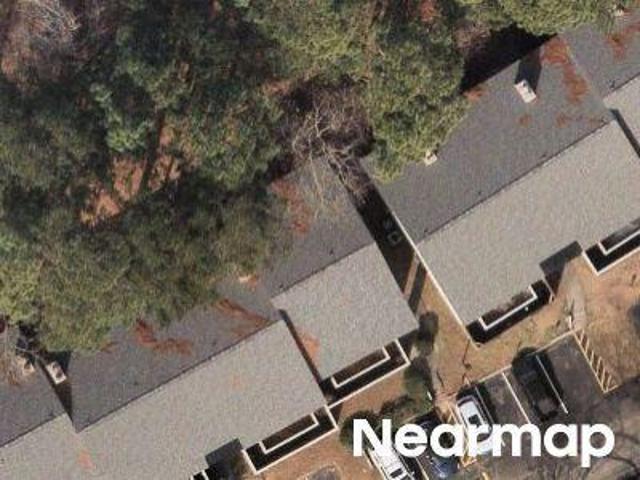 Greenmeadow Dr