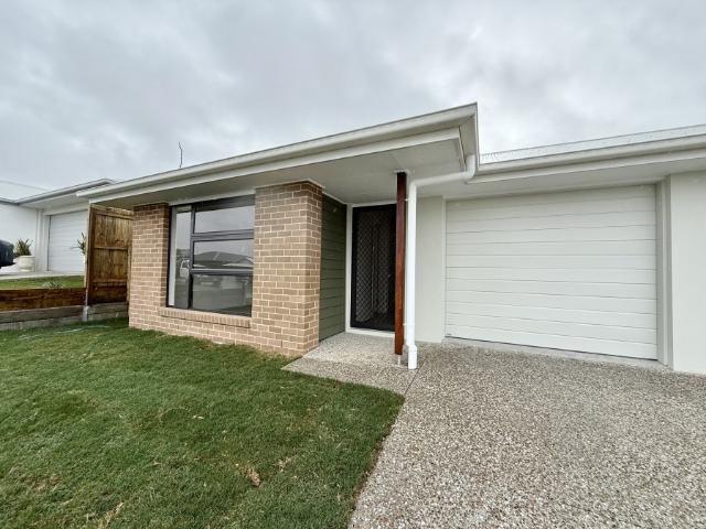 Greenbank, 1/41 Provence Place