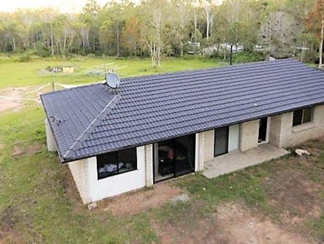 Greenbank Family Home Rumpus and Outdoor Living