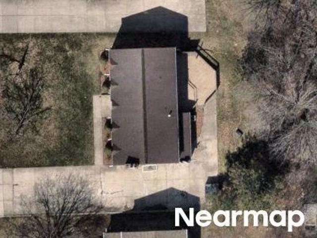 Greenbriar Dr
