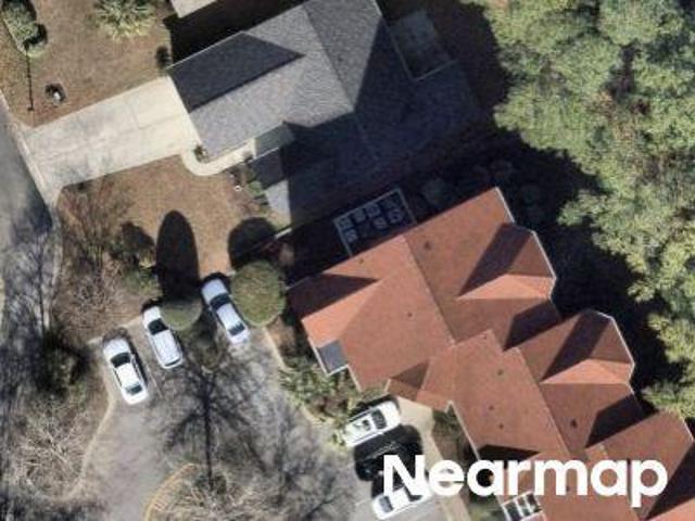 Greenbriar Dr