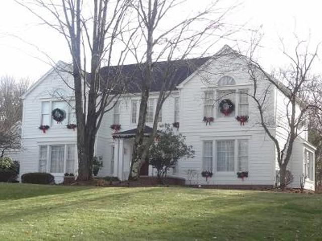 Greenbriar Dr