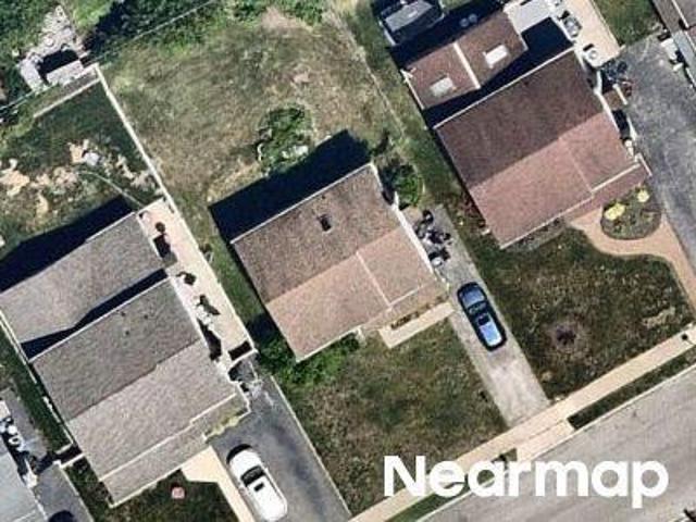 Greenbriar Ln