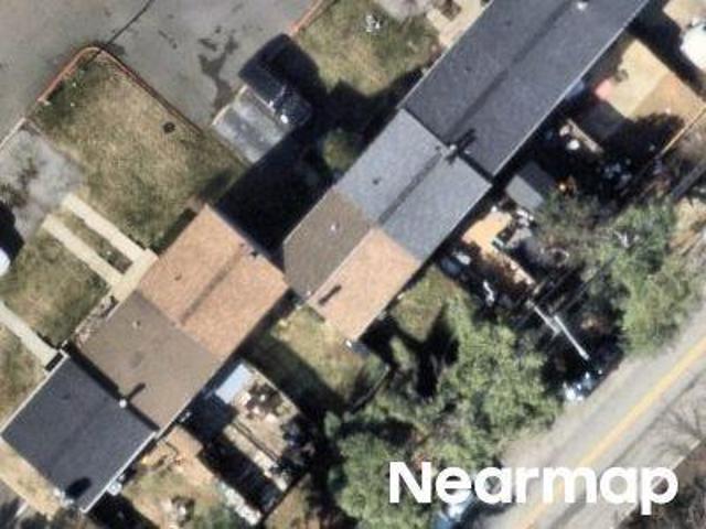 Greenbriar Ln