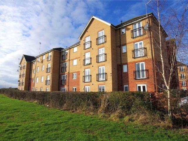 Greenbridge, Reddings House SN3, 2 bed flat to rent, £925 pcm | PrimeLocation