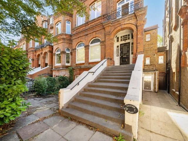 Greencroft Gardens, London NW6 2 bed flat to rent £3,500 pcm £808 pw