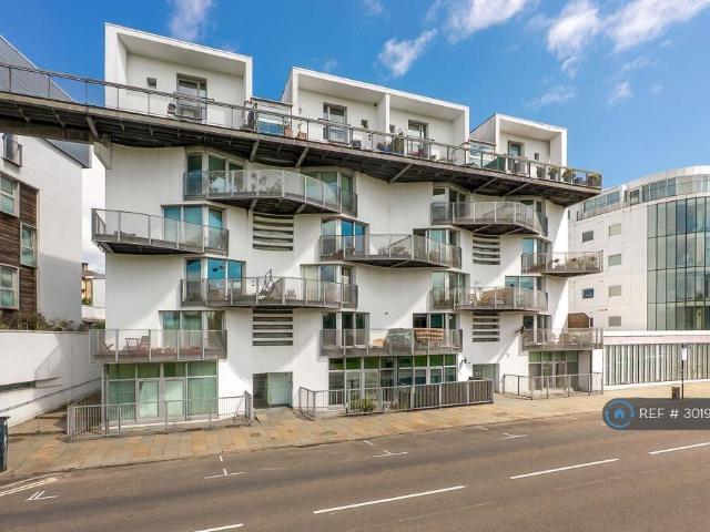 Greendyke St, Glasgow, G1 2 bed flat to rent £1,200 pcm £277 pw