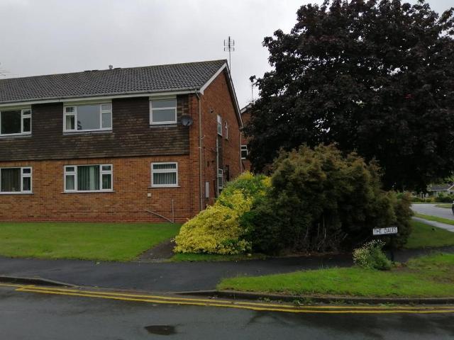 Greendale Court, Cottingham 2 bed flat to rent £675 pcm £156 pw