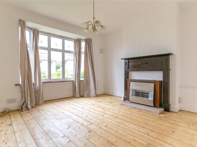 Greenfield Avenue, Southmead, Bristol BS10, 4 bed shared accommodation to rent, £2,200 pcm | PrimeLocation