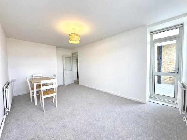 Greenfield House, Tilford Gardens. 1 bed apartment to rent £1,750 pcm £404 pw